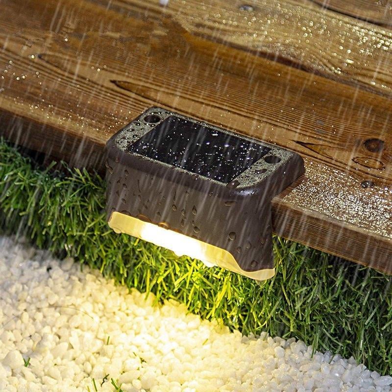Solar Outdoor Stair Lights (4PCS-4*4.5*8CM)